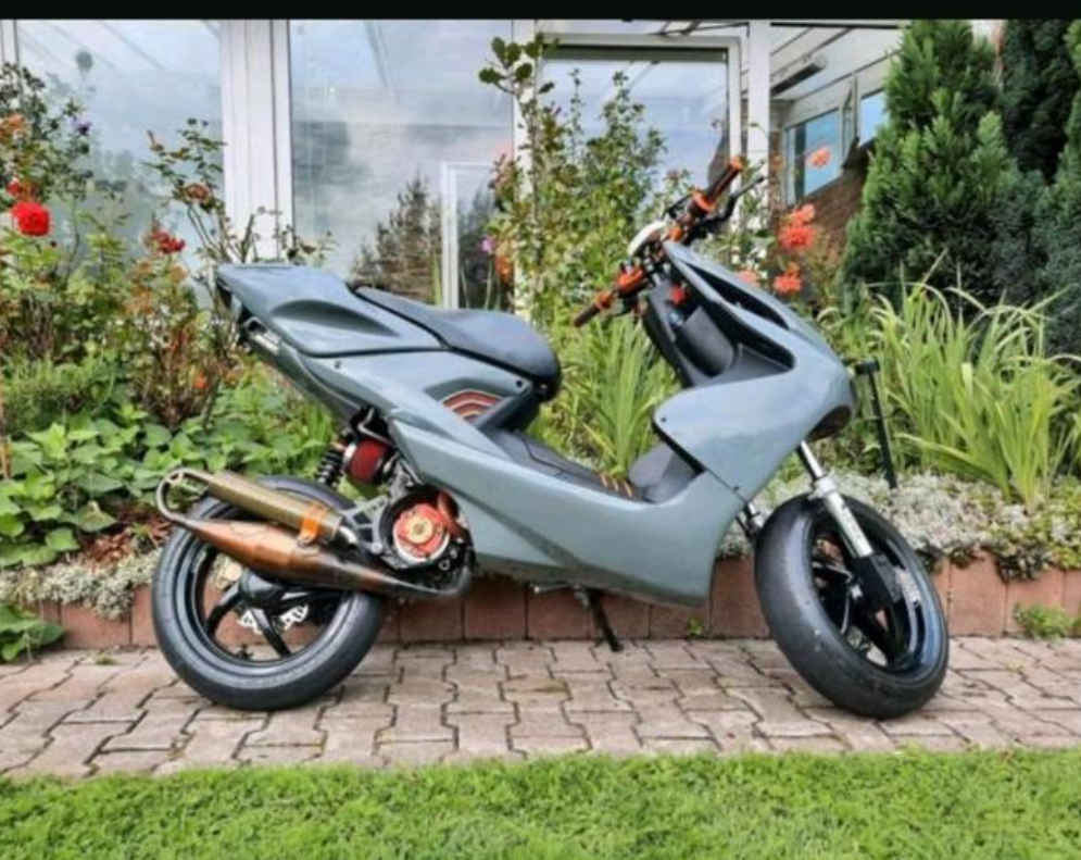 Motorolerio pervežimas Vokietija-Kaunas