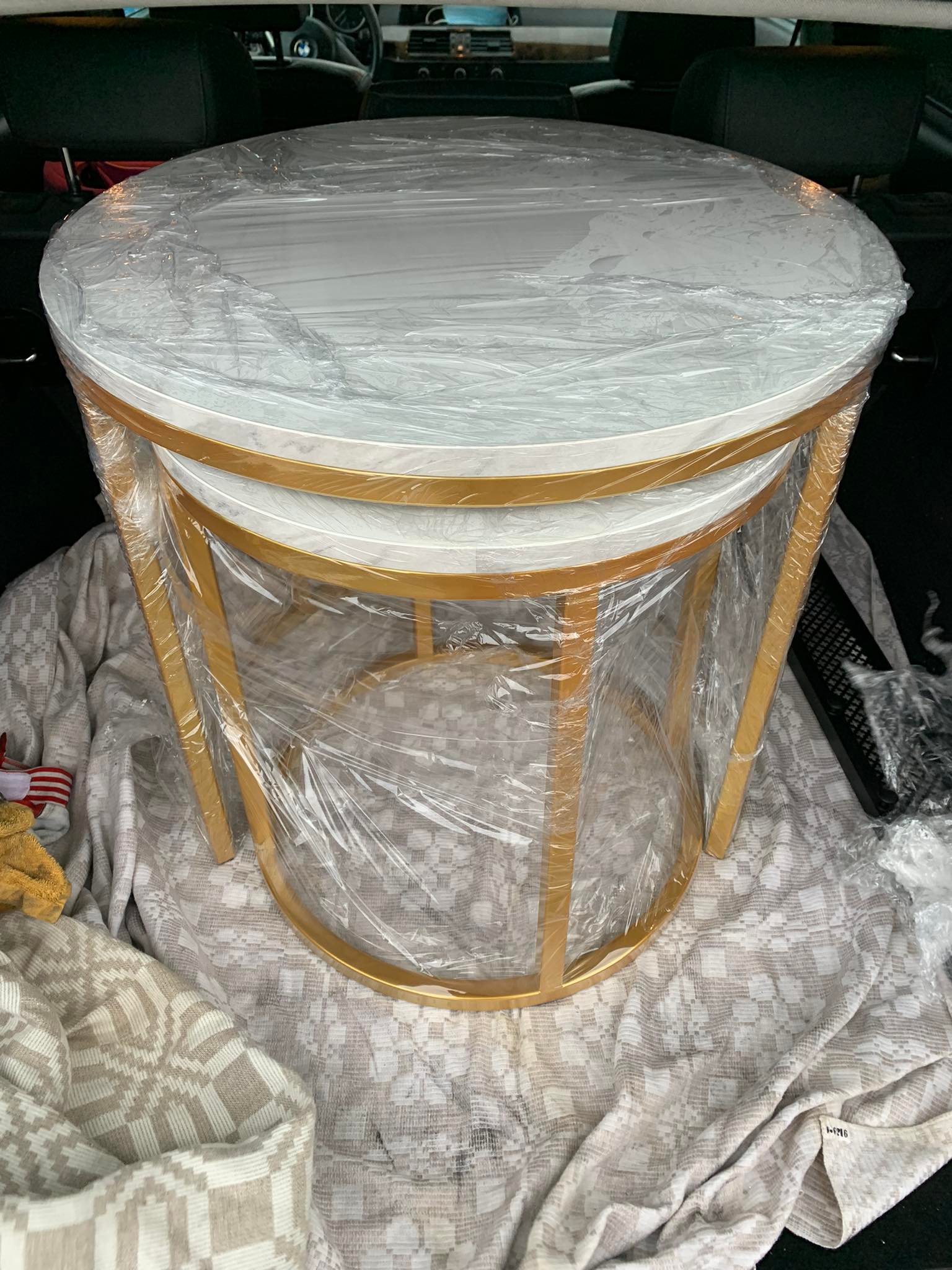 2 Kavos staliukai Klaipėda-Šiauliai